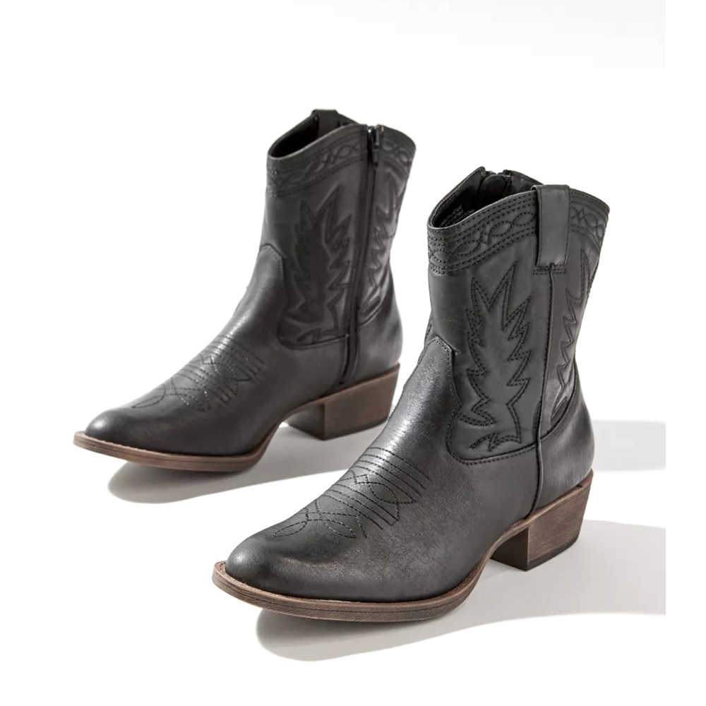 Urban Outfitters Matisse Footwear Pistol Western Boot